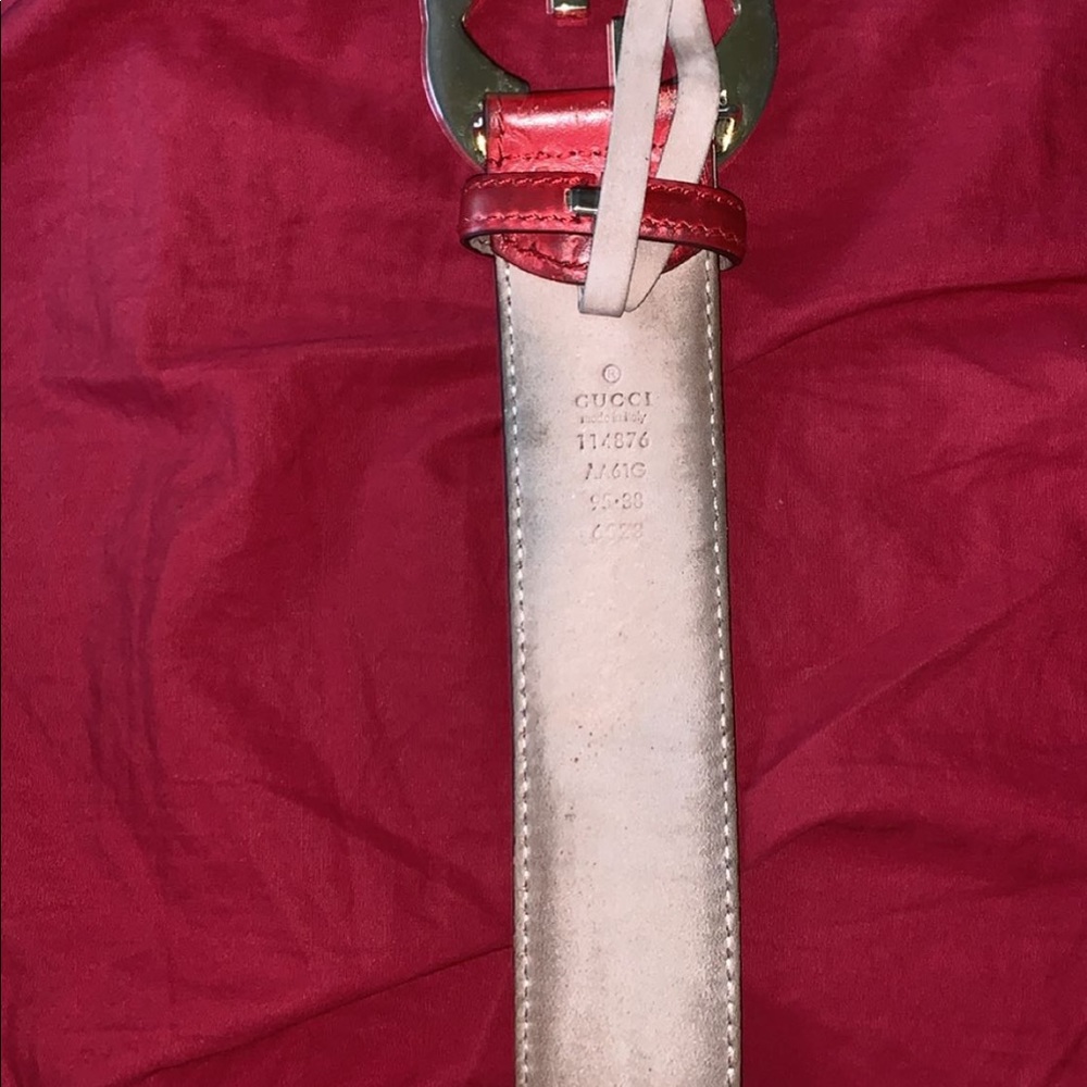 Gucci red belt, fits 32-34 size waist - Picture 2 of 2